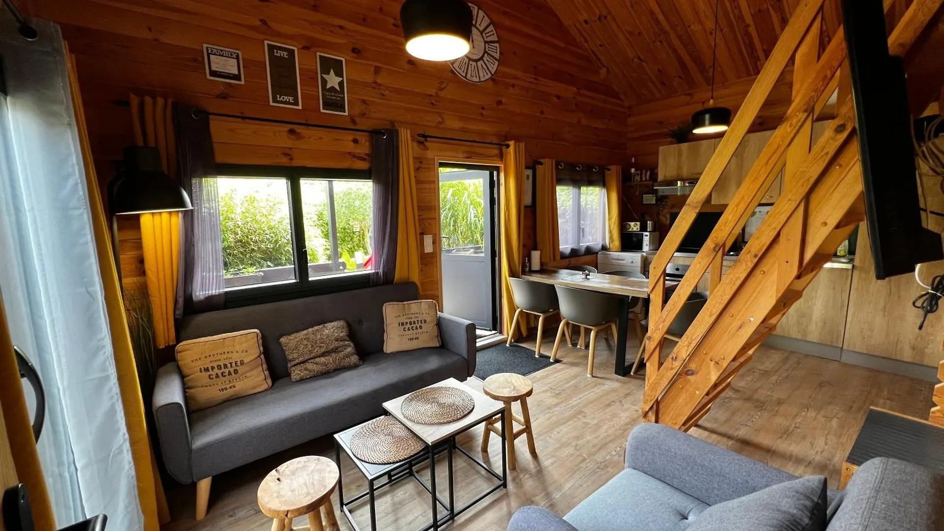 Gites D'Armor Treguidel Hotel