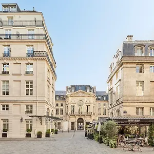 ***** Hotel Grand Du Palais Royal Frankrijk
