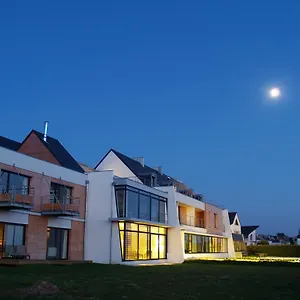 Logis Le Château De Sable Hotel