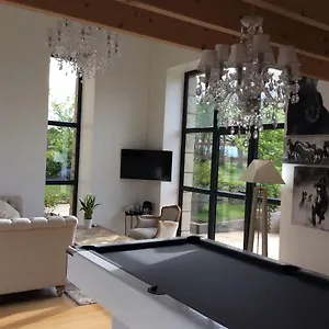 Manoir De Kermilven Bed & Breakfast
